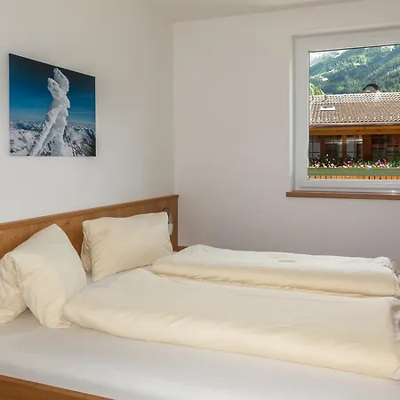 Apartament Ferienbauernhof Grossglockner